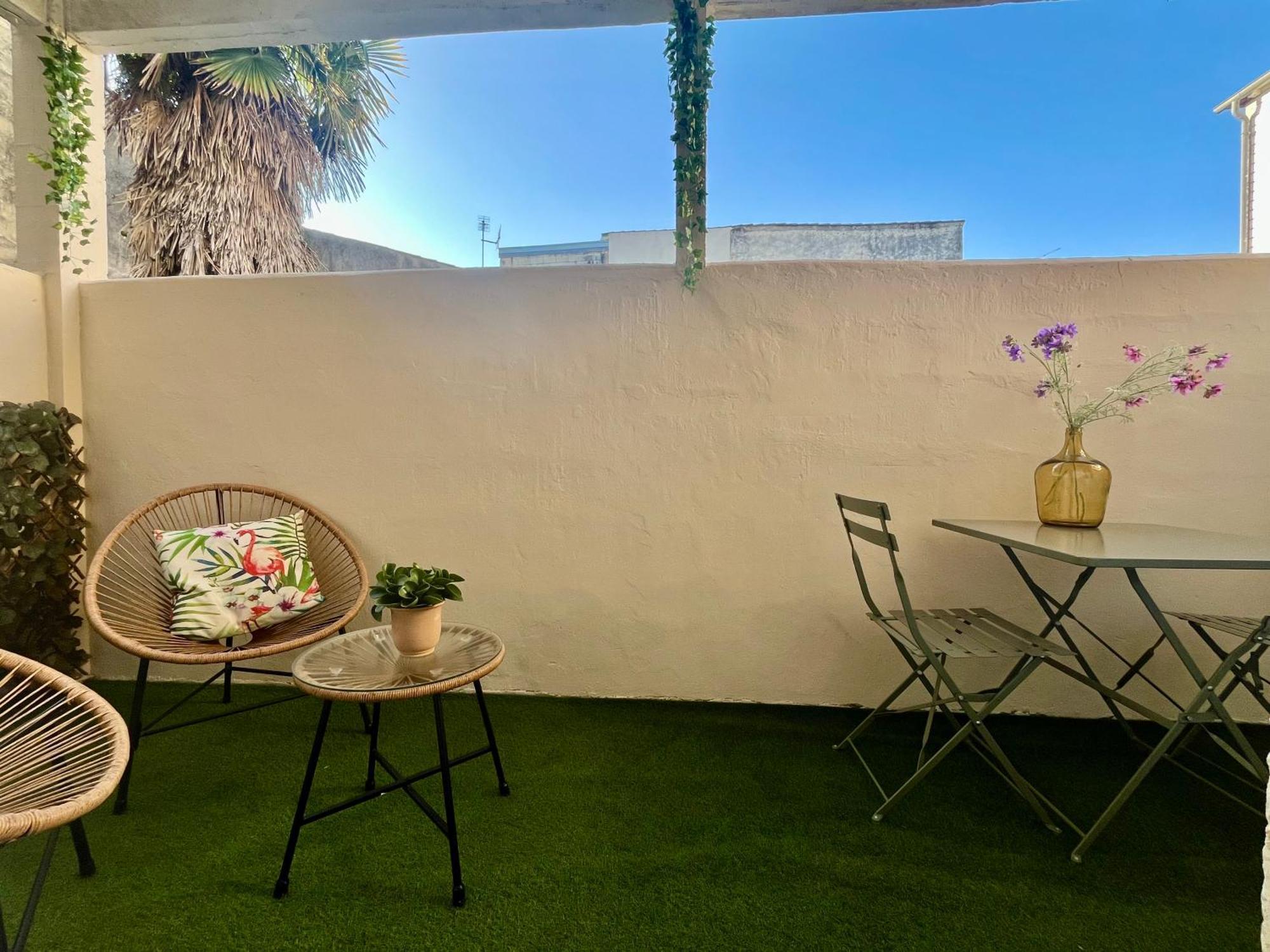 Escapade Vintage Avec Terrasse En Centre Historique Apartment ลาโรแชล ภายนอก รูปภาพ