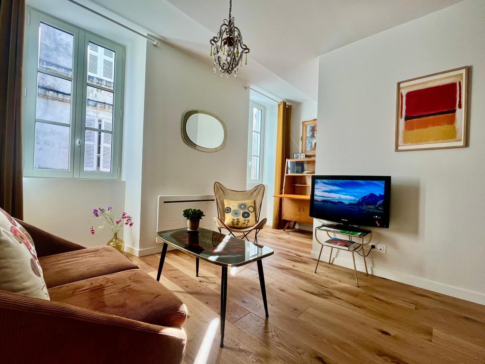 Escapade Vintage Avec Terrasse En Centre Historique Apartment ลาโรแชล ภายนอก รูปภาพ