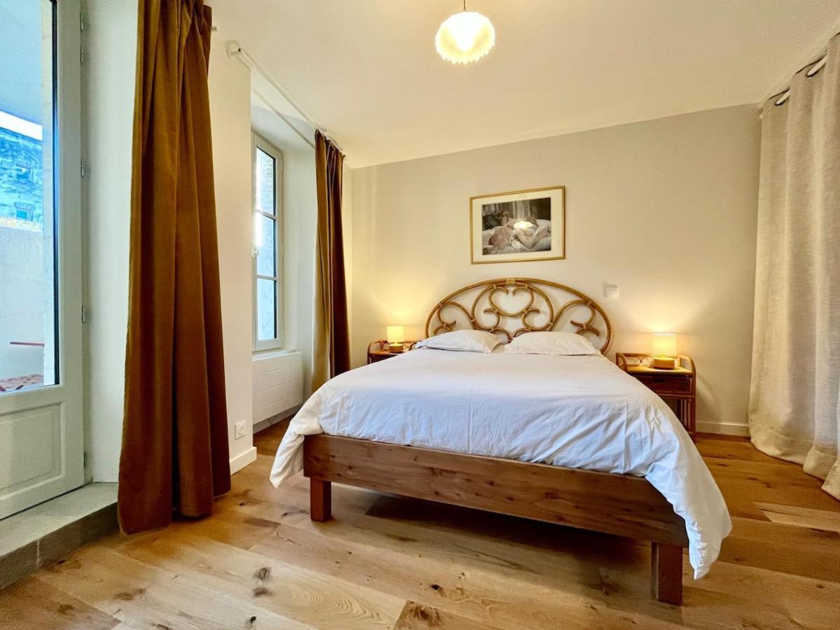 Escapade Vintage Avec Terrasse En Centre Historique Apartment ลาโรแชล ภายนอก รูปภาพ