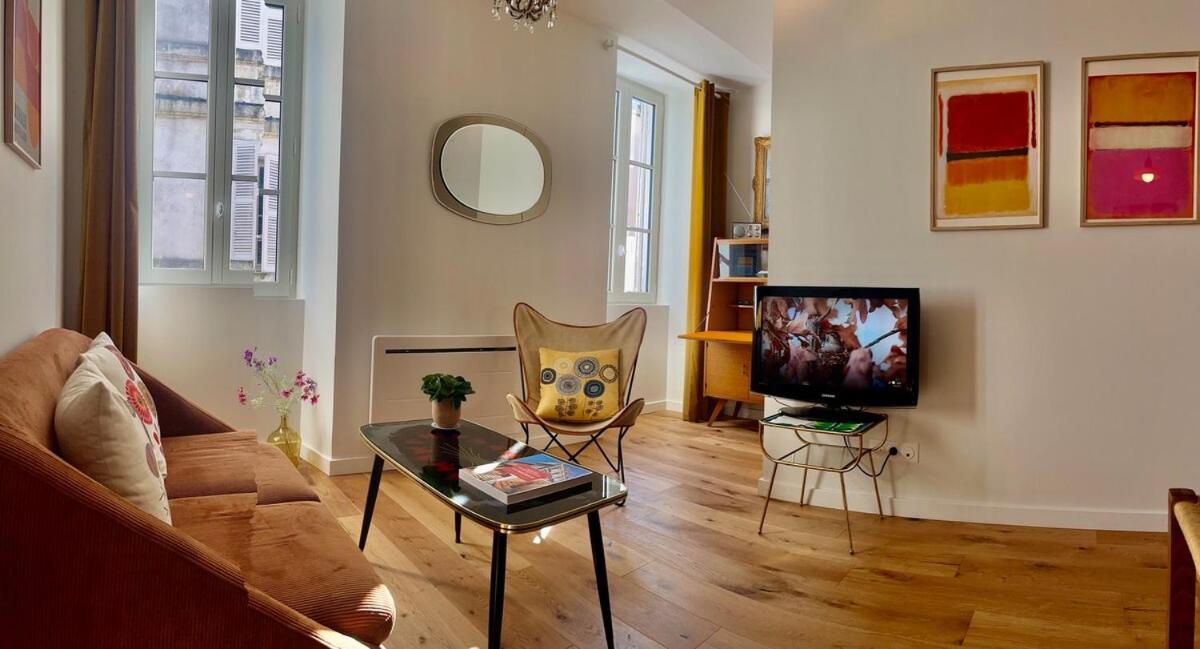 Escapade Vintage Avec Terrasse En Centre Historique Apartment ลาโรแชล ภายนอก รูปภาพ