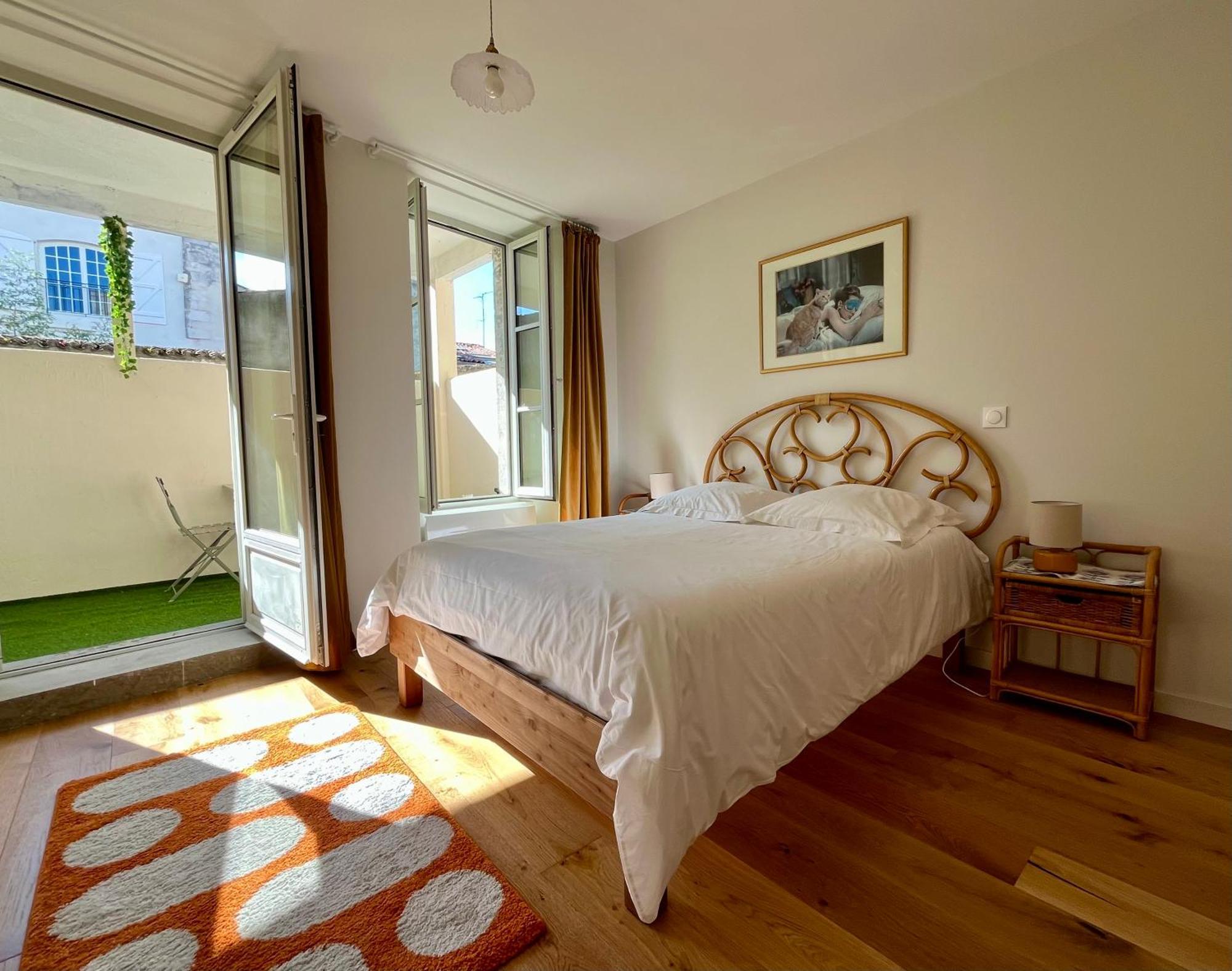 Escapade Vintage Avec Terrasse En Centre Historique Apartment ลาโรแชล ภายนอก รูปภาพ